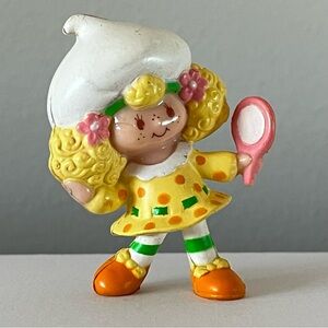 Vintage Strawberryland Miniature: Lemon Meringue Looking in a Mirror